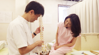 診立て→治療法→効果の丁寧な説明：東京のマッサージ・整体　ぎっくり腰、はり、骨盤矯正なら　森の治療院